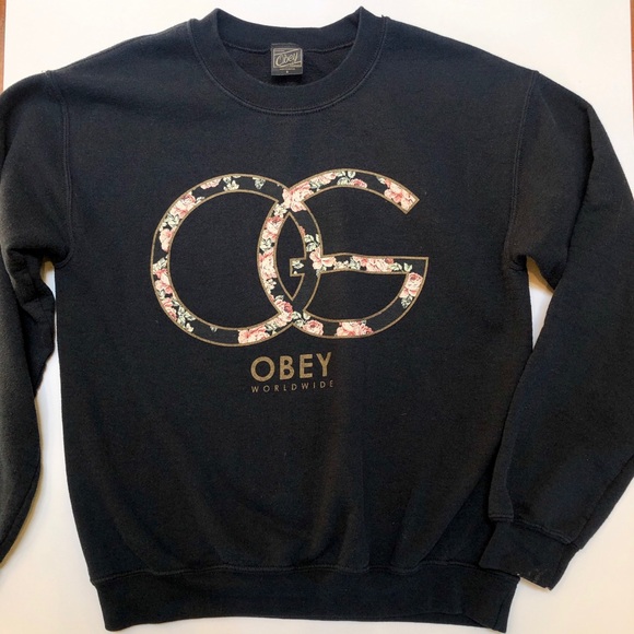 obey black sweater